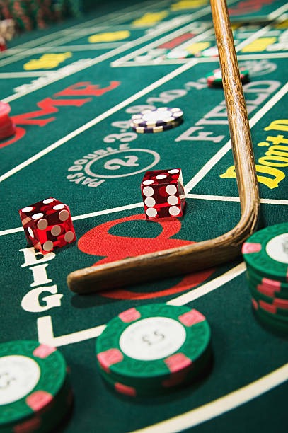 lekjp Ekor Number betting interface showing prediction options and QRIS payment method